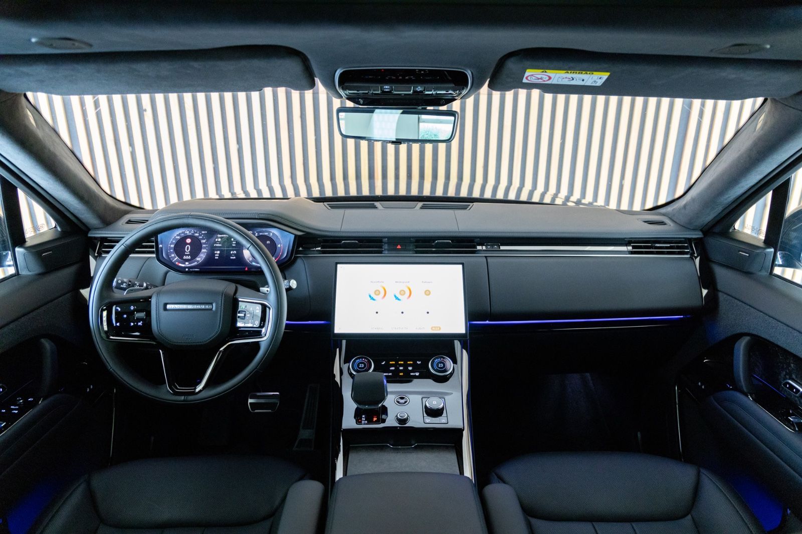 Range Rover Sport D350 First Edition - Samsaru's Car Outlet