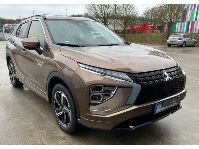 Mitsubishi Eclipse Cross Plus Select Black Hybrid 4WD 2.4 M