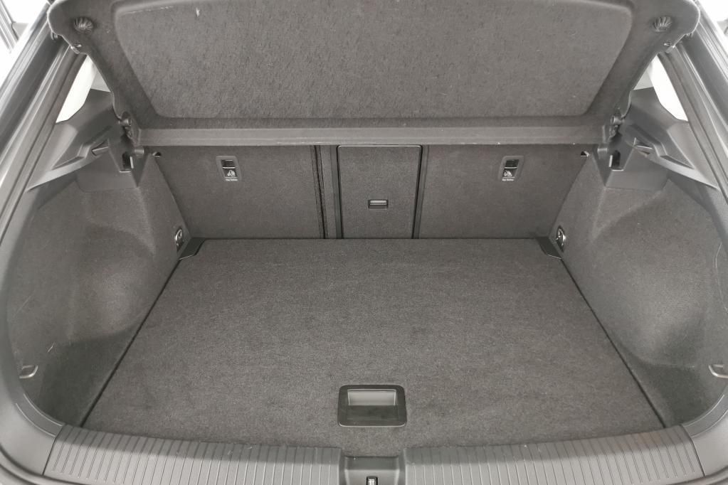 Volkswagen T-Roc Life 1.5 TSI DSG - Samsaru's Car Outlet