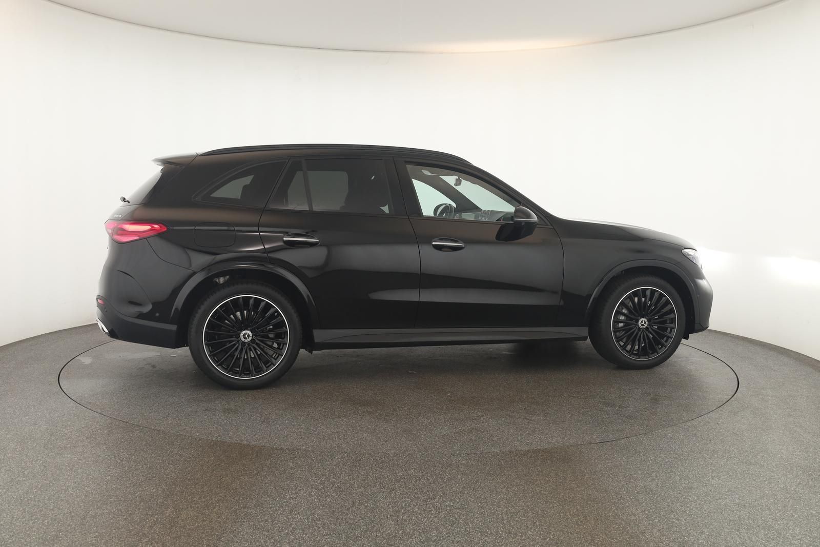 Mercedes-Benz GLC 300 d 4M AMG Advanced Night DIGITAL Pano AHK