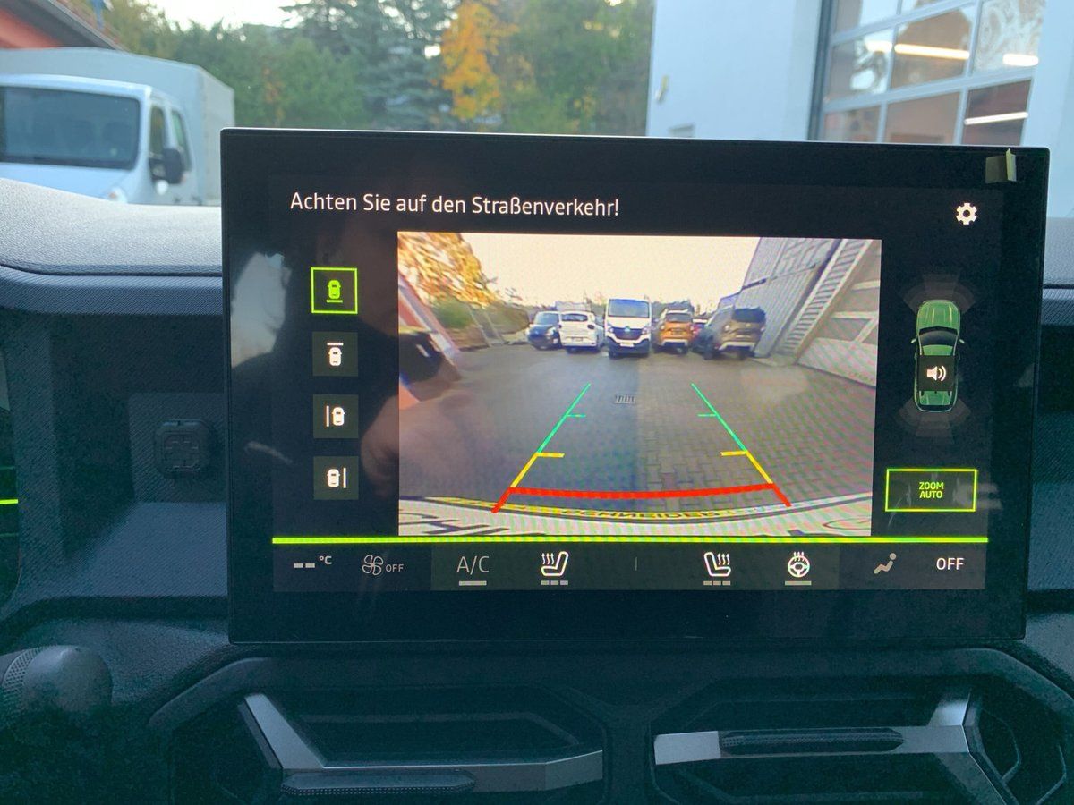 Dacia Duster HYBRID 140 - Samsaru's Car Outlet