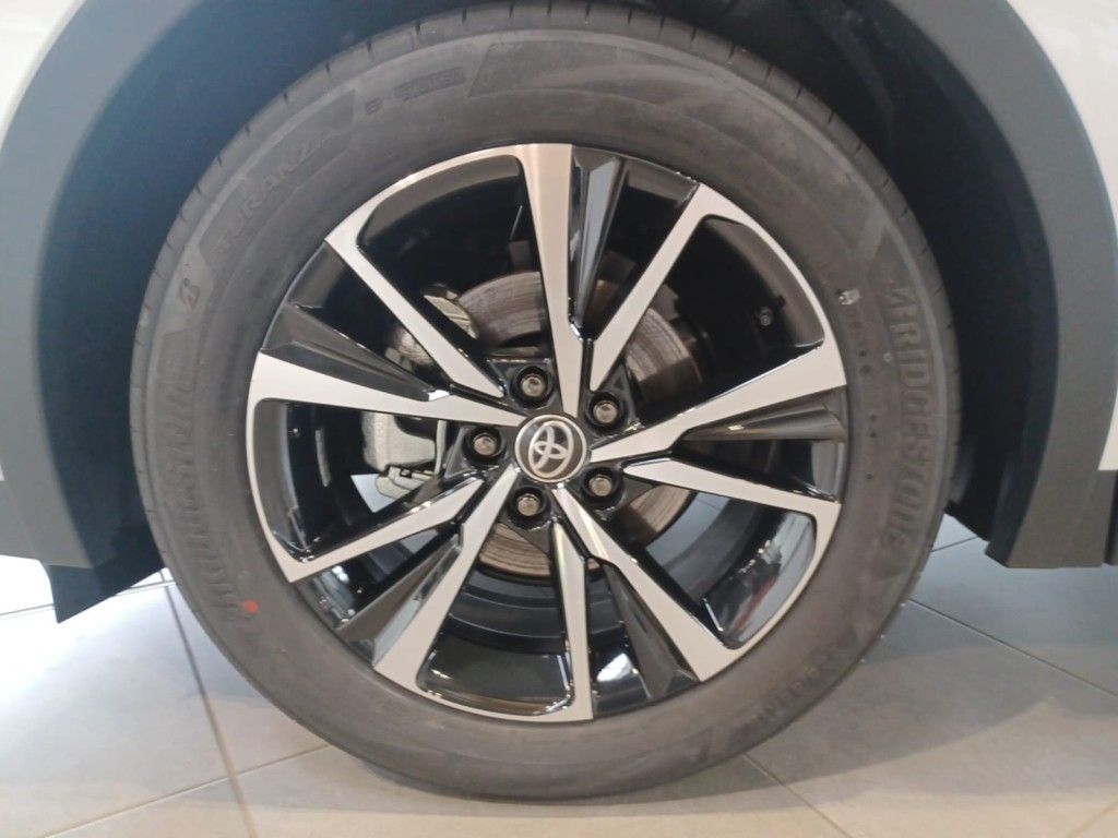 Toyota C-HR 1.8 Hybrid Teamplayer (AX2)