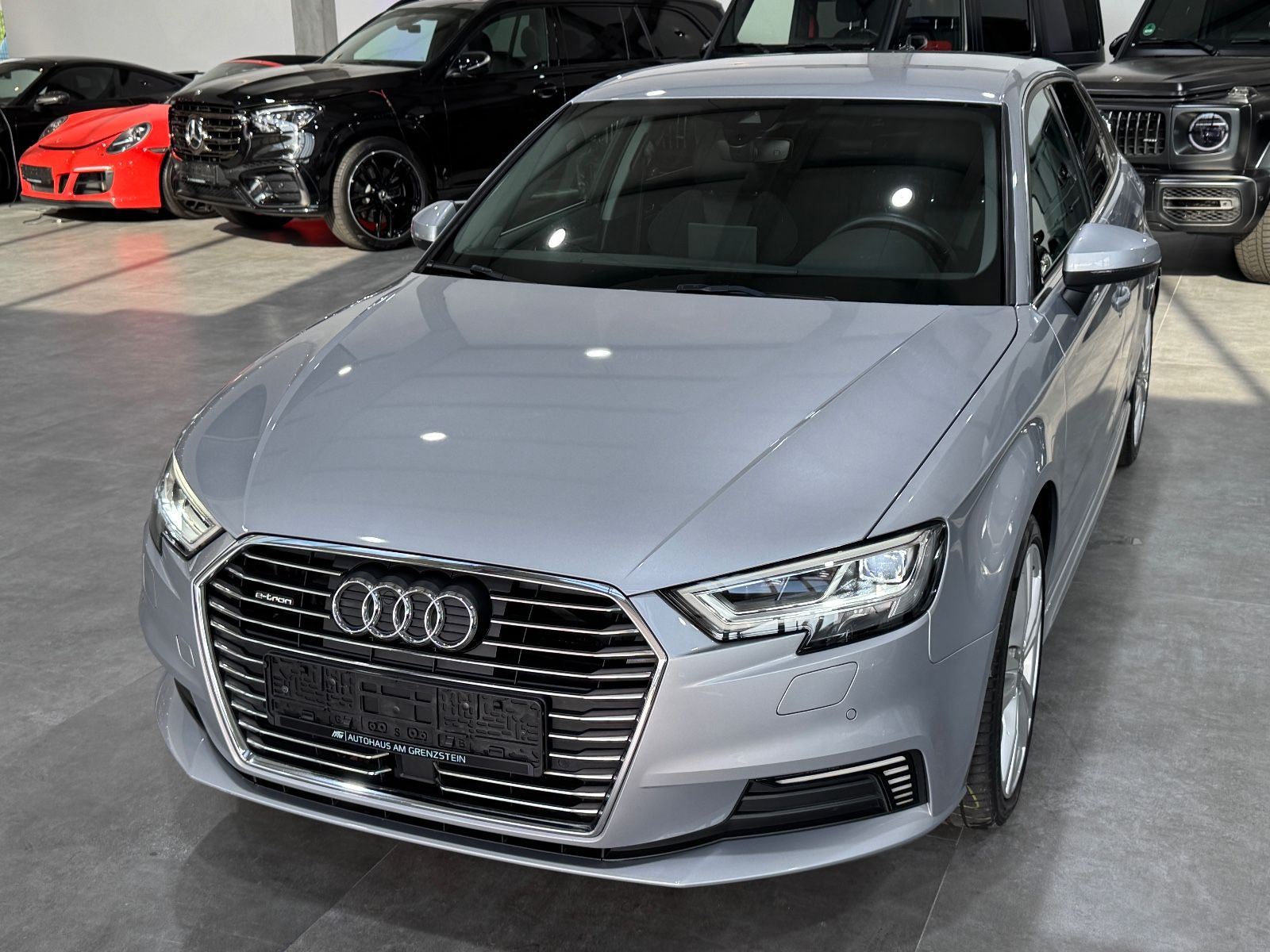 Audi A3 Sportback 40 e-tron sport - Samsaru's Car Outlet