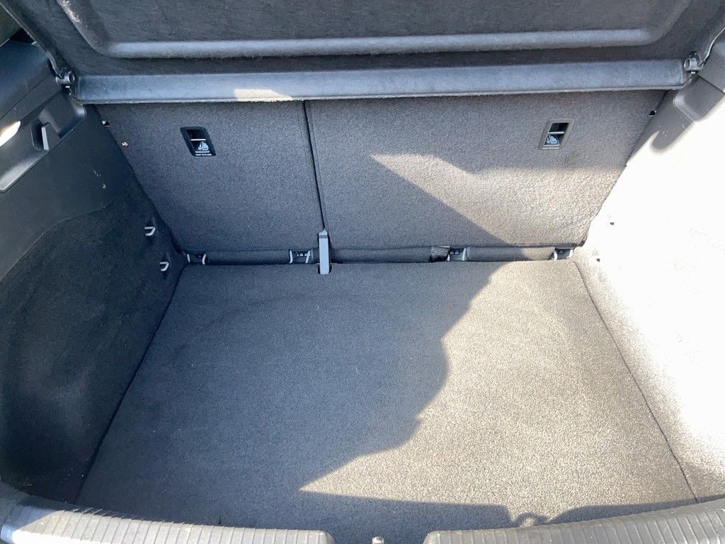 Volkswagen ID.3 Pro Performance - Samsaru's Car Outlet