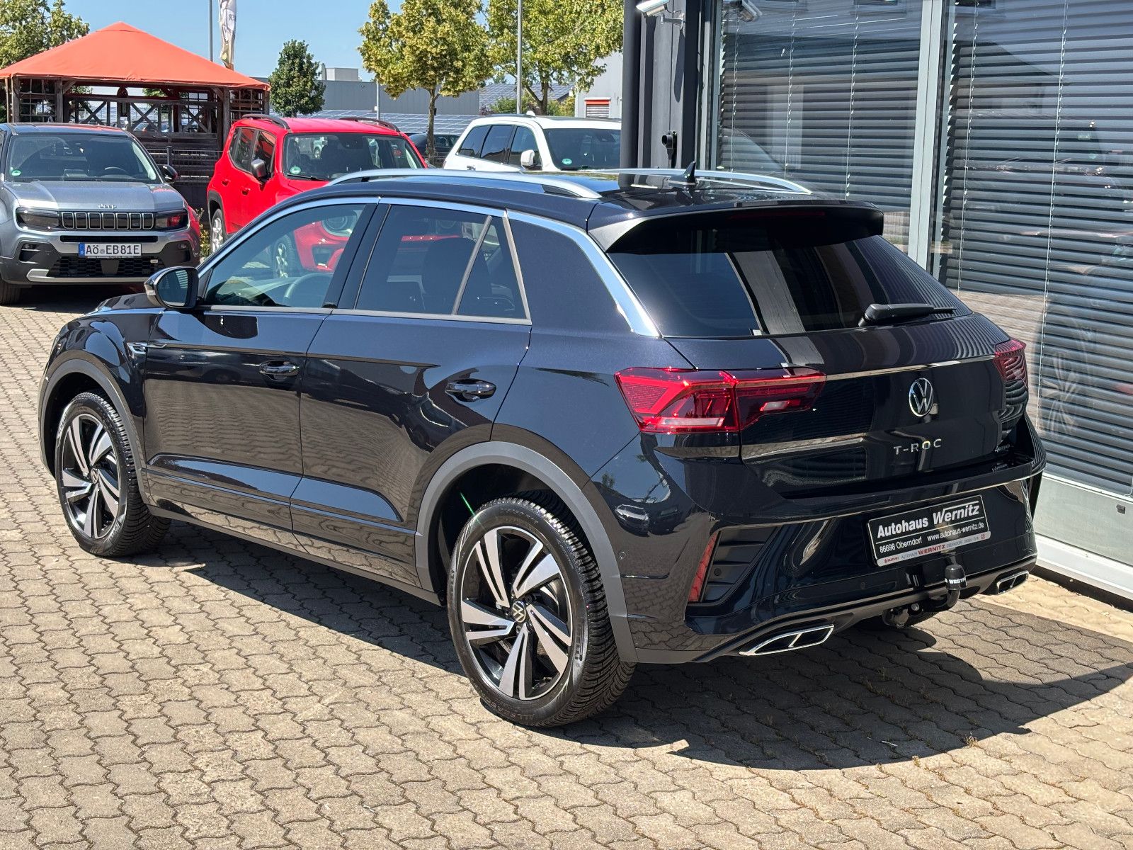 Volkswagen T-Roc 2.0 TSI 4MOTION R-Line - Samsaru's Car Outlet