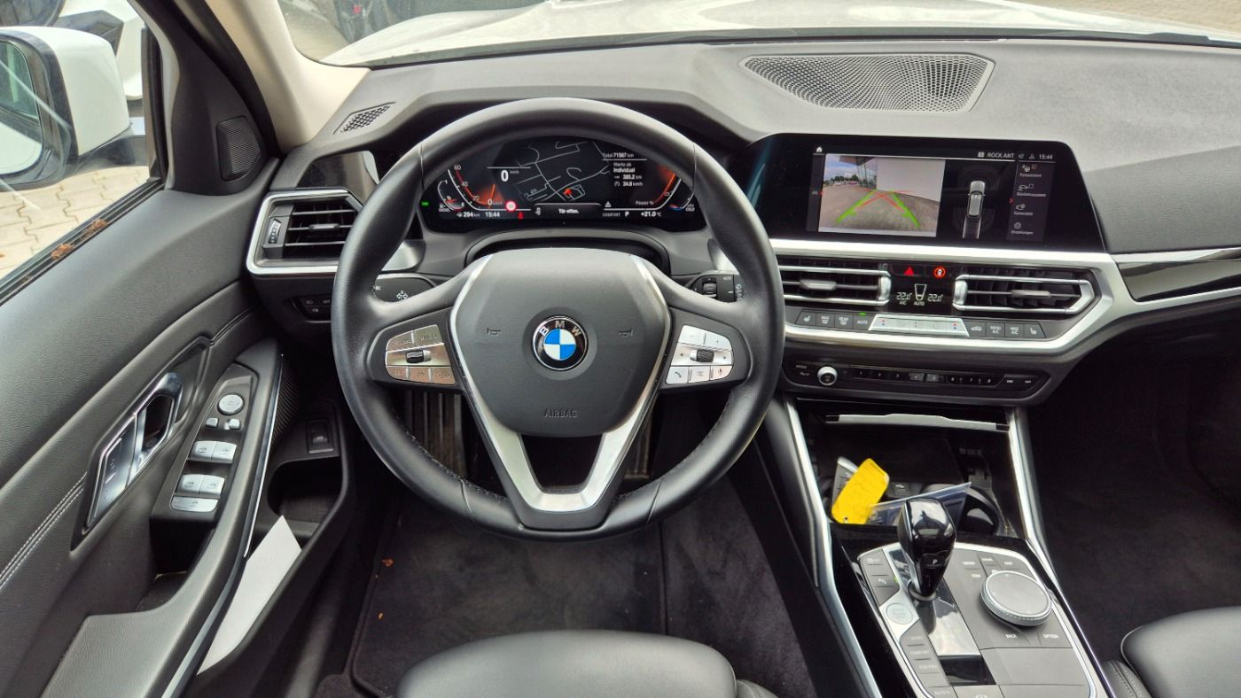BMW 330D xDrive - Samsaru's Car Outlet