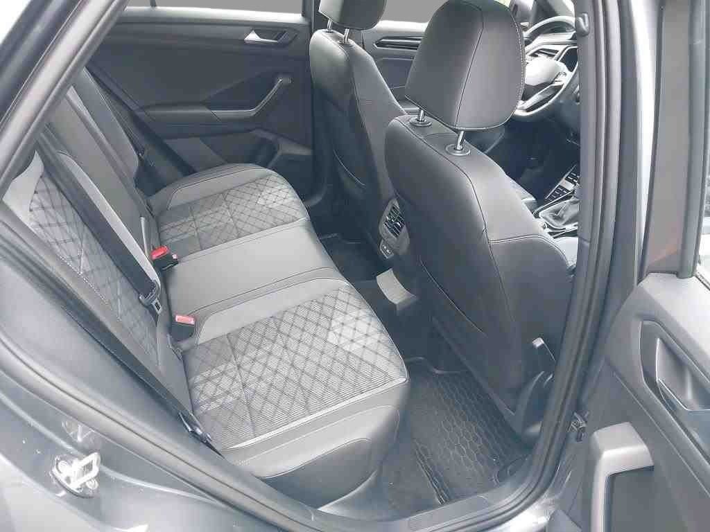Volkswagen T-Roc 2.0 TSI 4M R-Line - Samsaru's Car Outlet