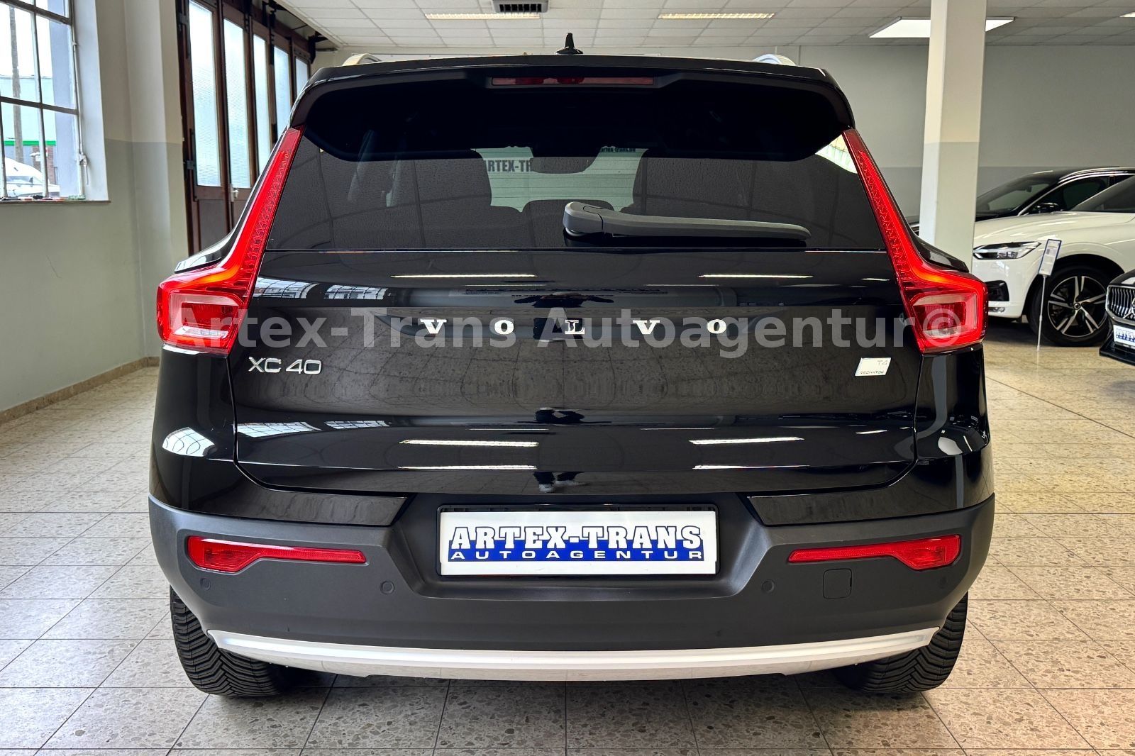 Volvo XC40 T4 Recharge Plug-In Hybrid /NAV/SHZ/AHK/ACC