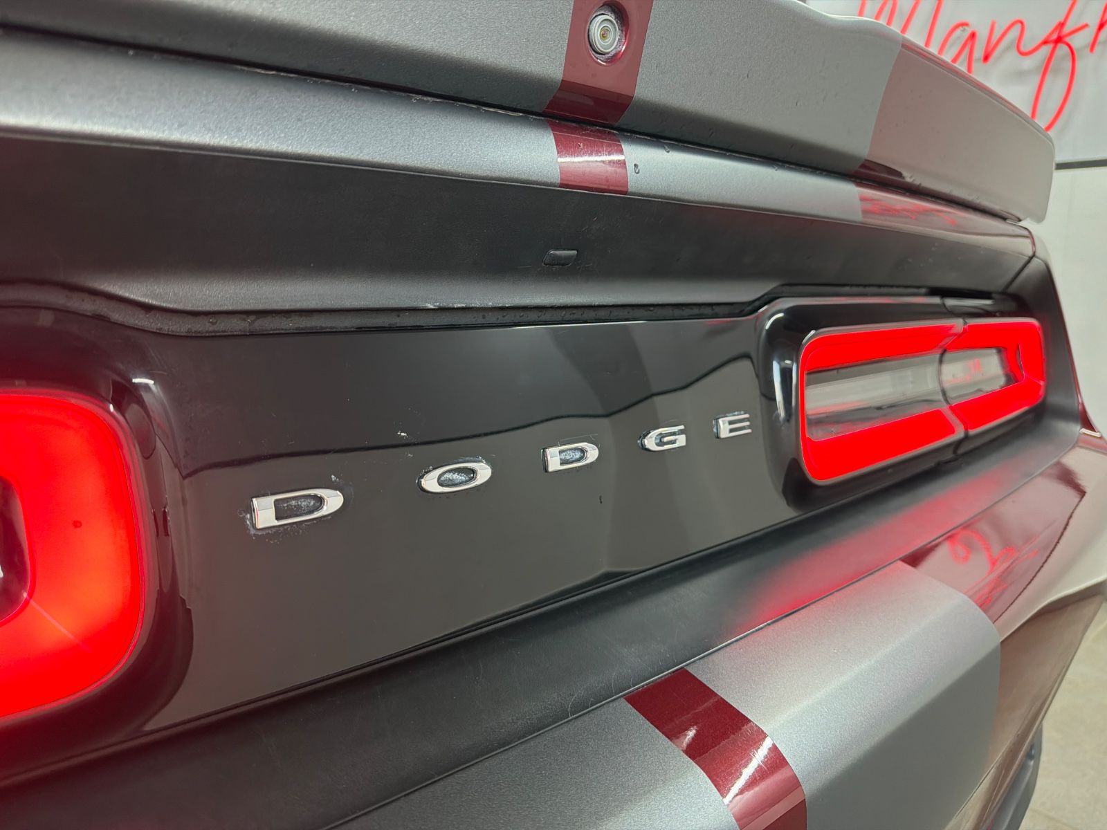 Dodge Challenger R/T 5.7 V8/Octane-Red/Carplay/20"