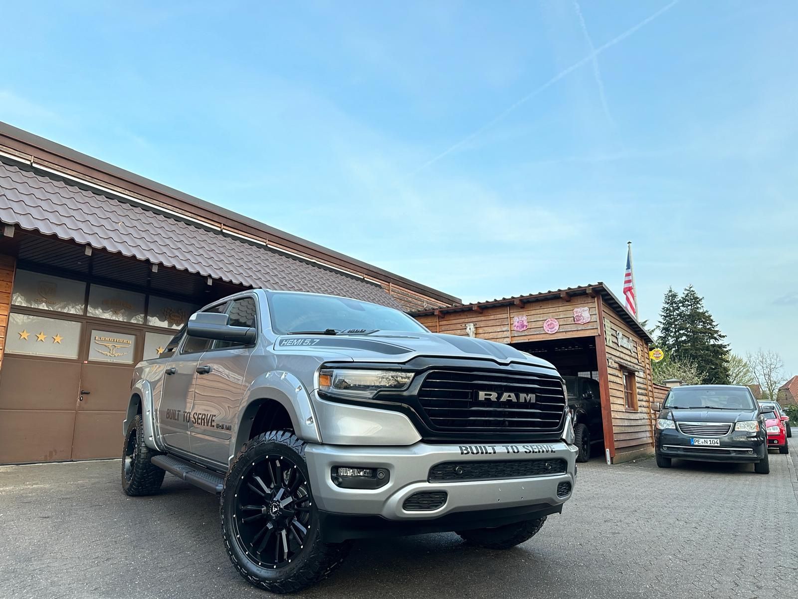 Dodge BUILT TO SERVE*4X4*OFF-ROAD*BÜGEL*AHK*NAVI*SERVI