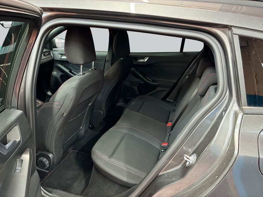 Ford Focus Turnier 1.0 EcoBoost Hybrid Aut. ST-LINE X