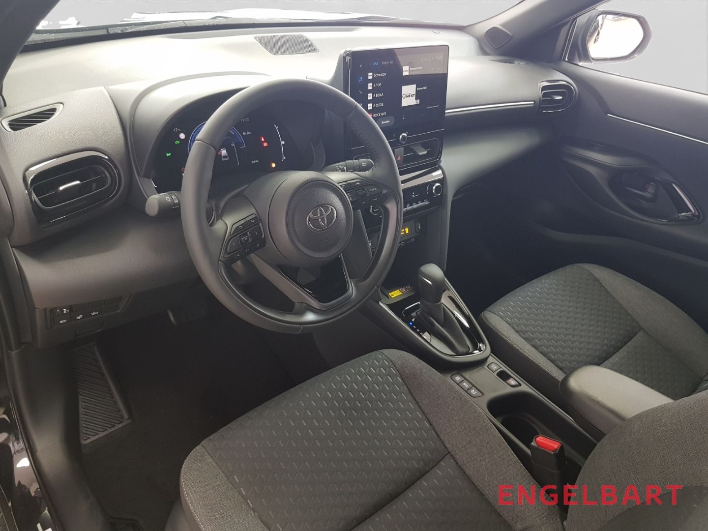 Toyota Yaris Cross 1.5 Hybrid Teamplayer Winter Paket K