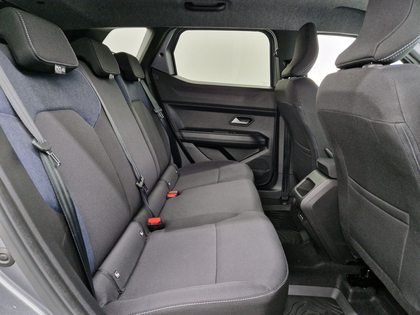 Dacia Duster Journey TCe 130 - Samsaru's Car Outlet