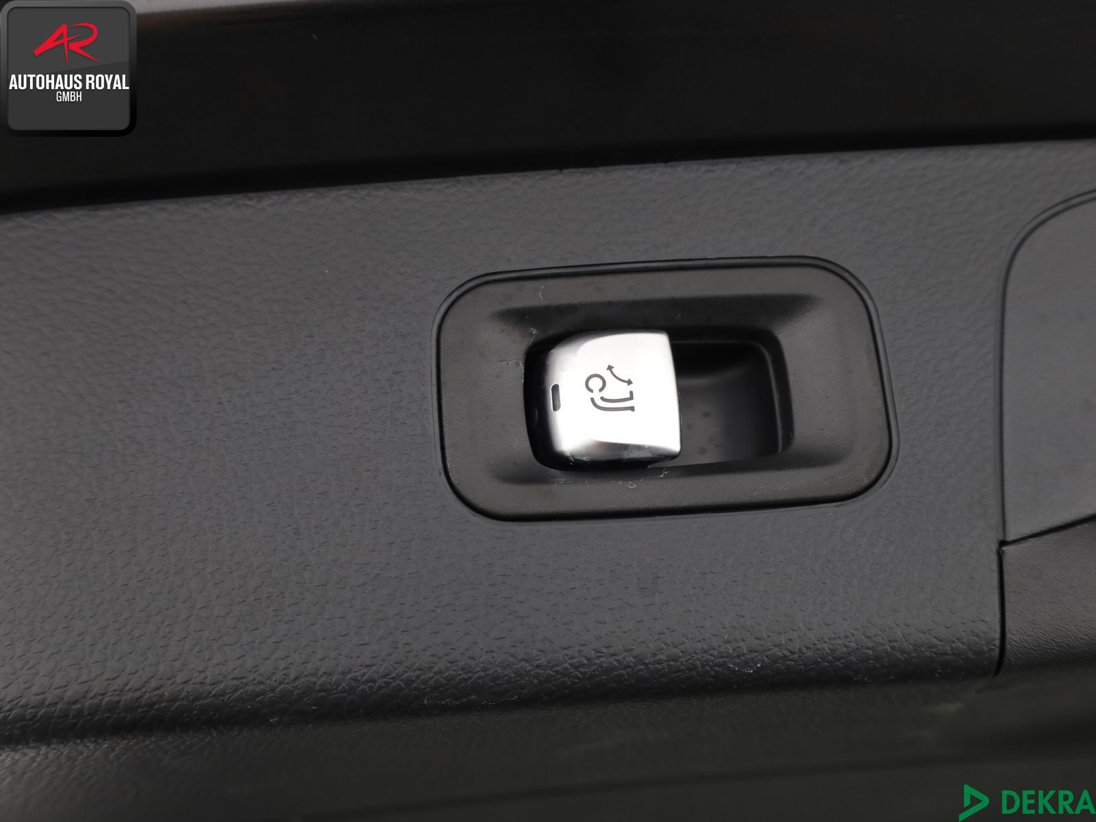 Mercedes-Benz GLC 300 de 4M AMG - Samsaru's Car Outlet