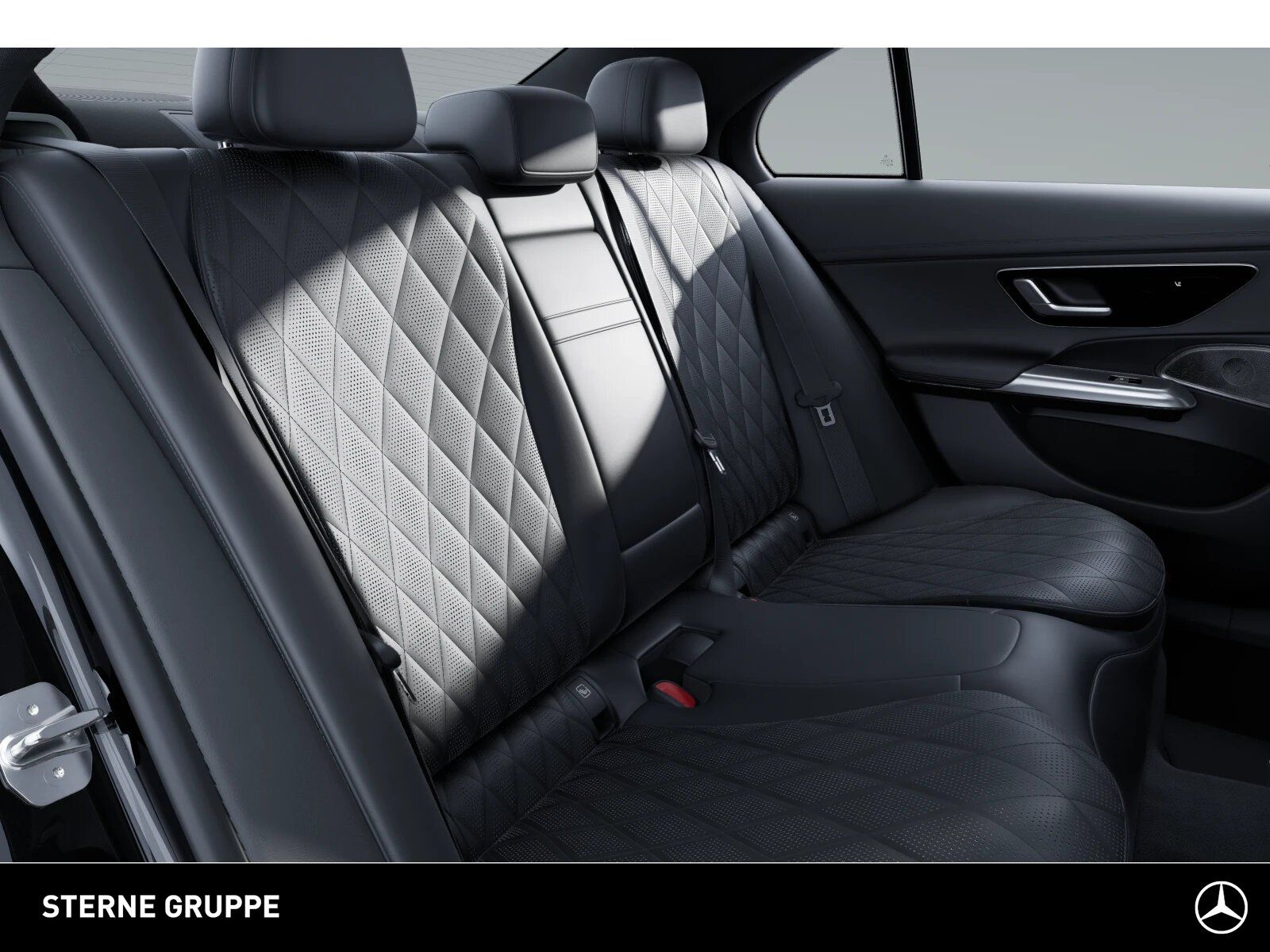 Mercedes-Benz E 450 d 4M AMG Premium NIGHT Pano Dist SuperScre