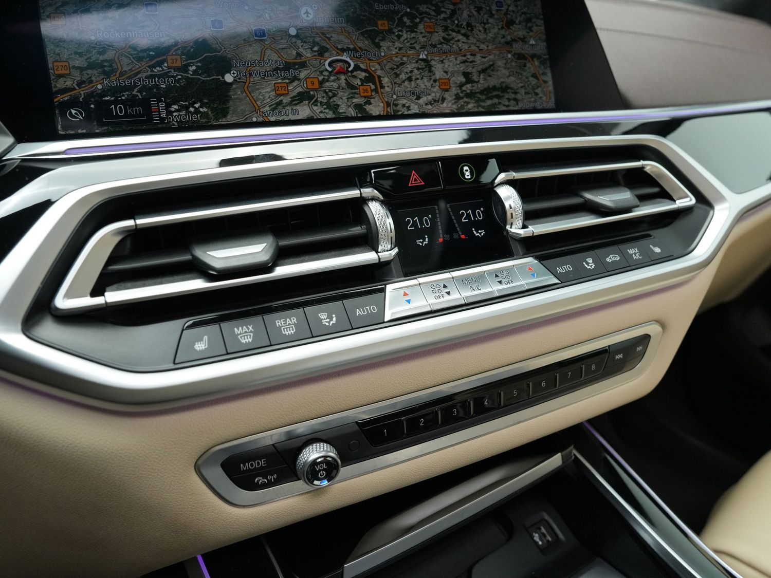 BMW X7 xDrive 40 i M Sport PANO*HUD*AHK*H&K*TV FOND*