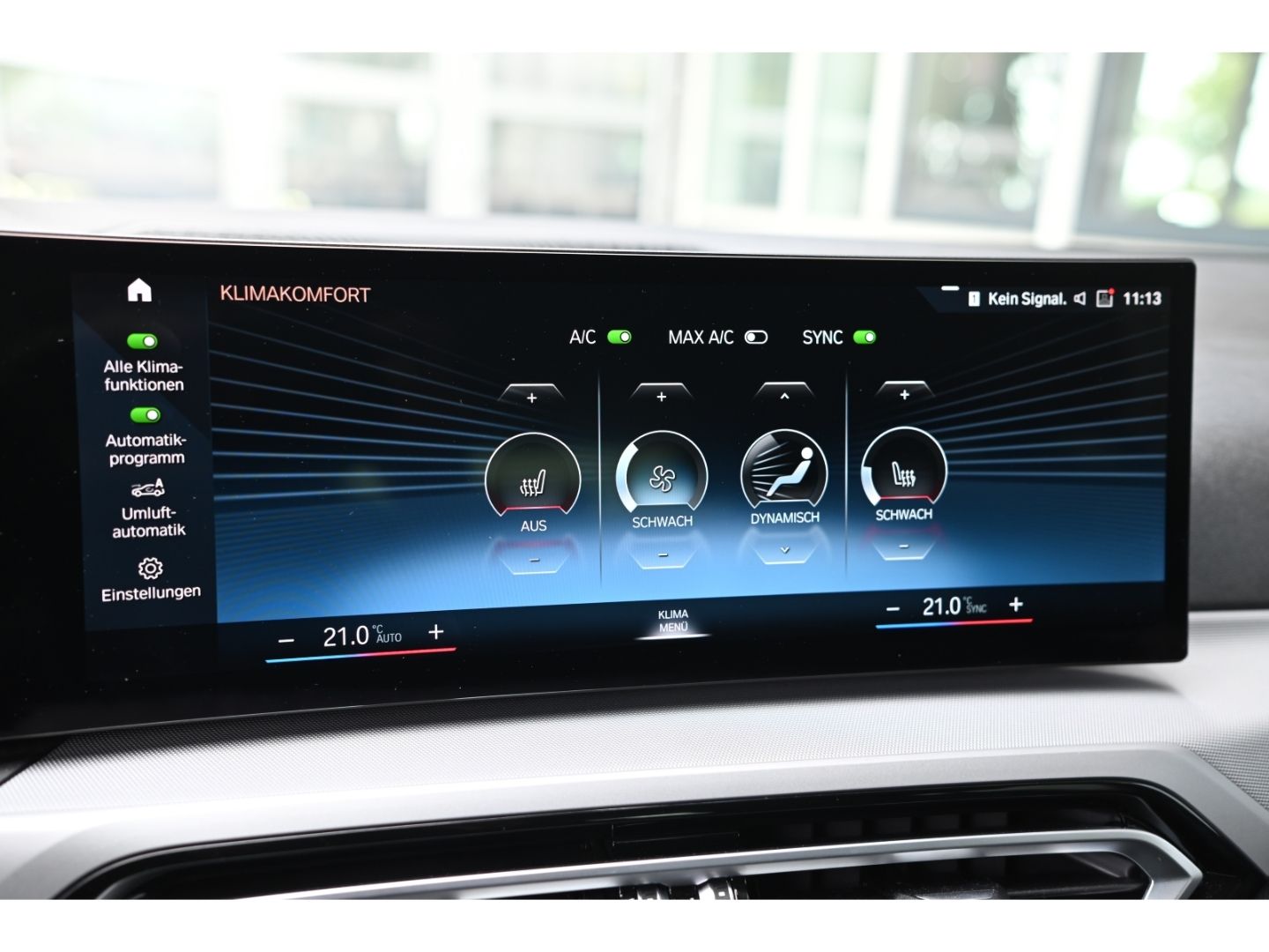 BMW 320d xDrive Touring - Samsaru's Car Outlet