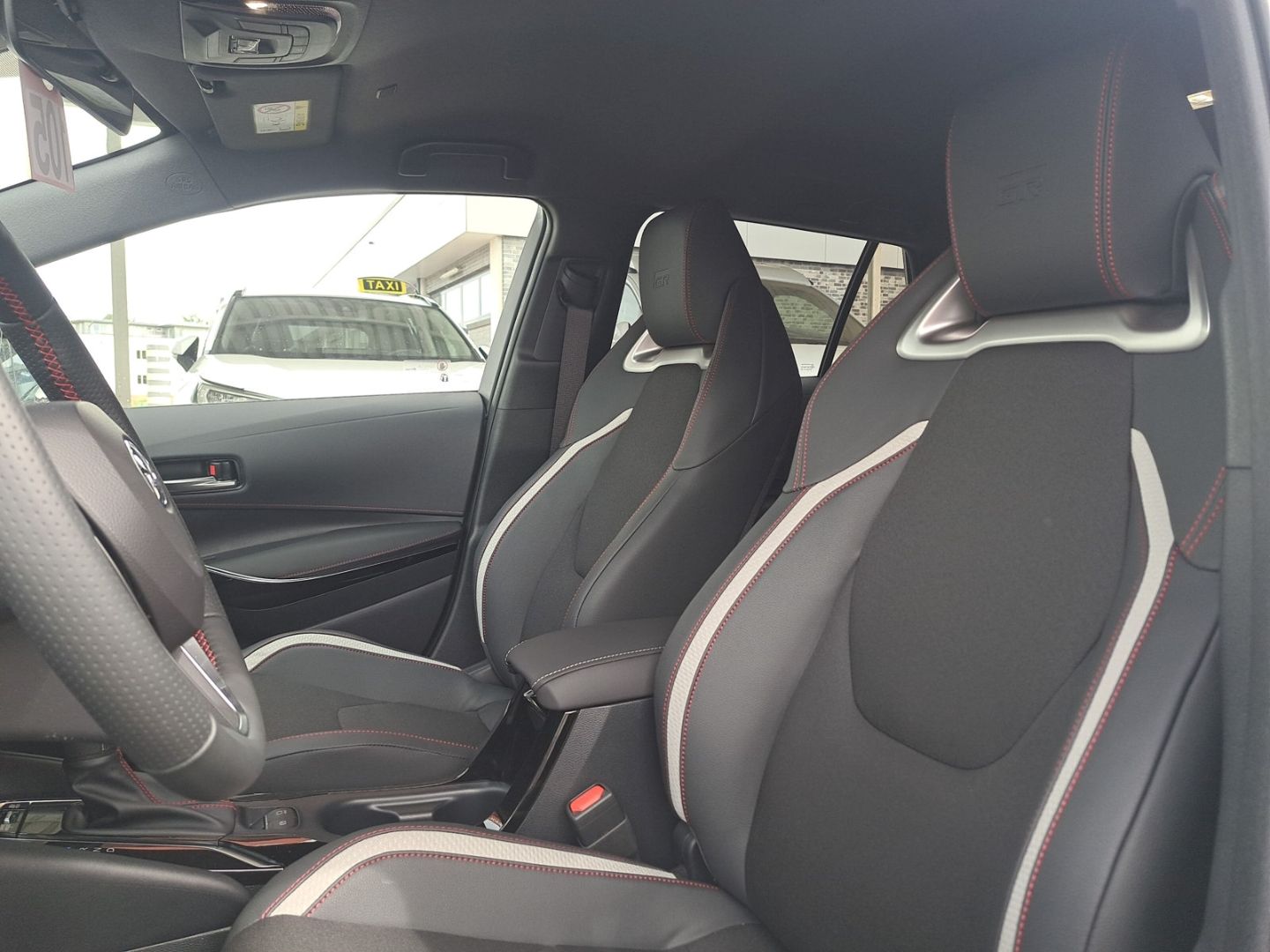 Toyota Corolla Touring Sports Hybrid GR Sport JBL ACC R