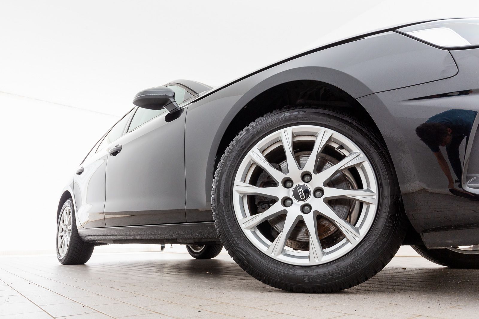 Audi A4 Avant 35 TFSI - Samsaru's Car Outlet