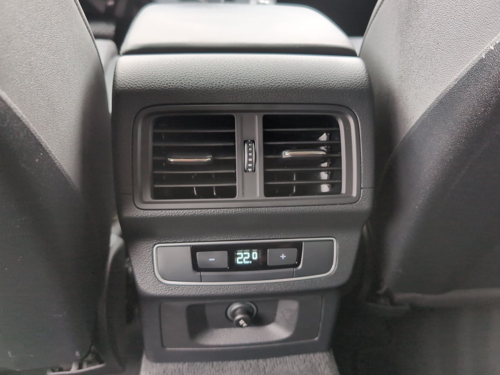 Audi Q5 40 TDI q. S-Tronic Advanced - Samsaru's Car Outlet
