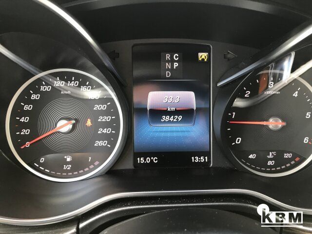 Mercedes-Benz V 300 - Samsaru's Car Outlet