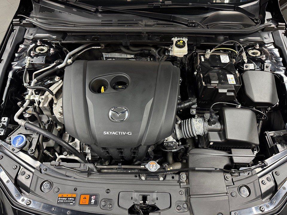 Mazda 3 SKYACTIV-G 150 Autom. Selection Leder/Bose/Mat