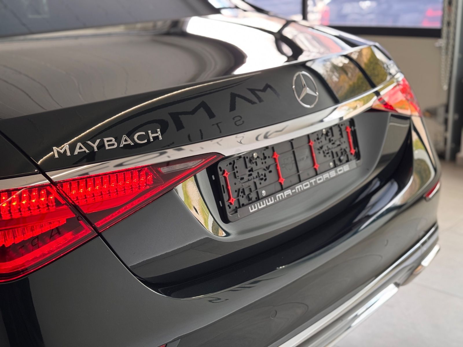Mercedes-Benz S 680 Maybach - Samsaru's Car Outlet