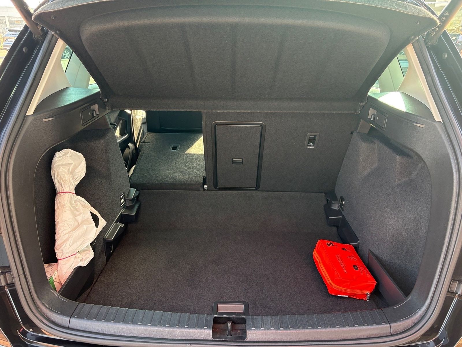 Seat Ateca 1.5 TSI 150PS Xperience DSG+ACC+AHK+LED+SH
