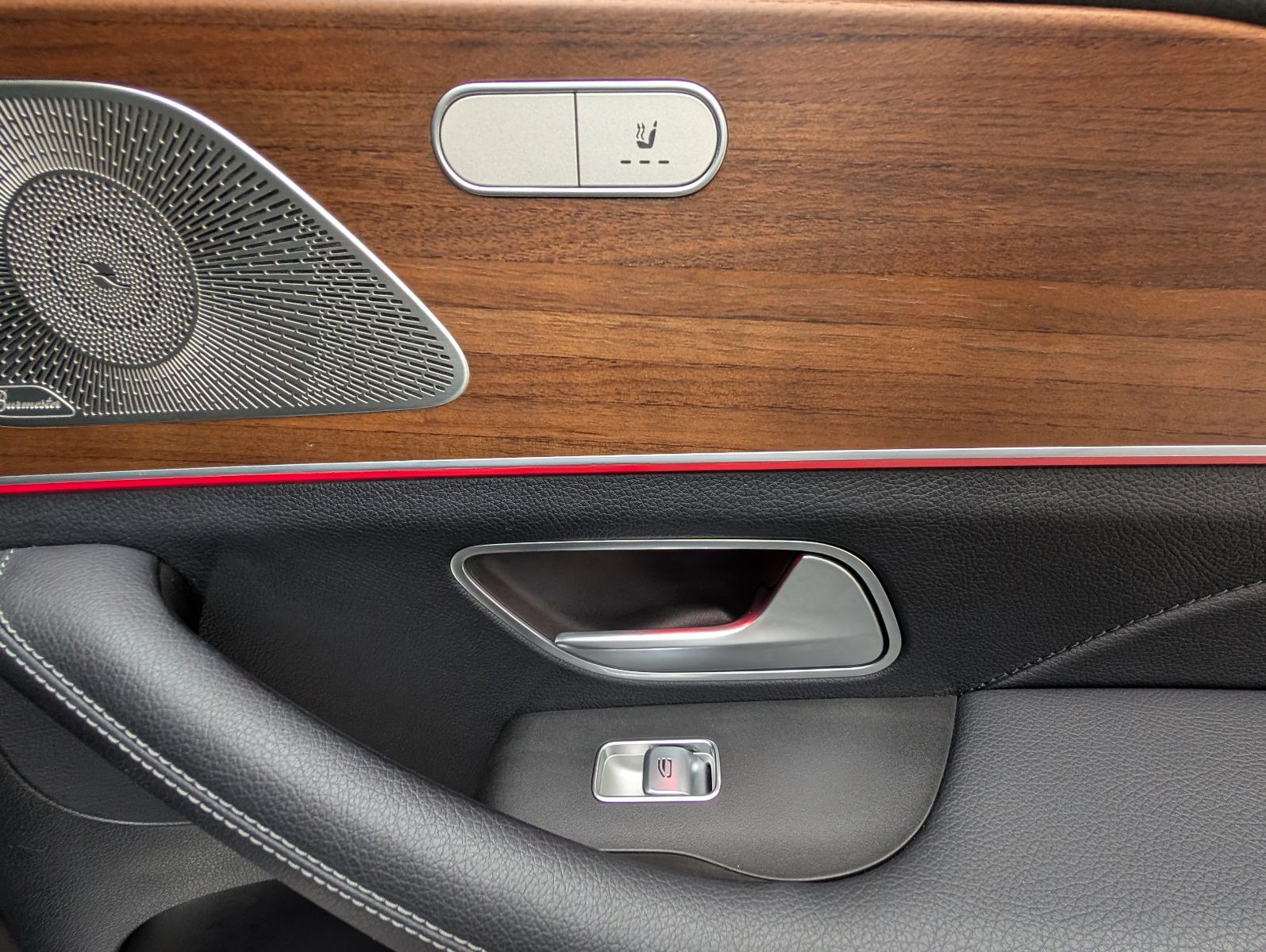 Mercedes-Benz GLE 350e4Matic*1Hd*Dis+*AHK*360°PANO*JungeSterne