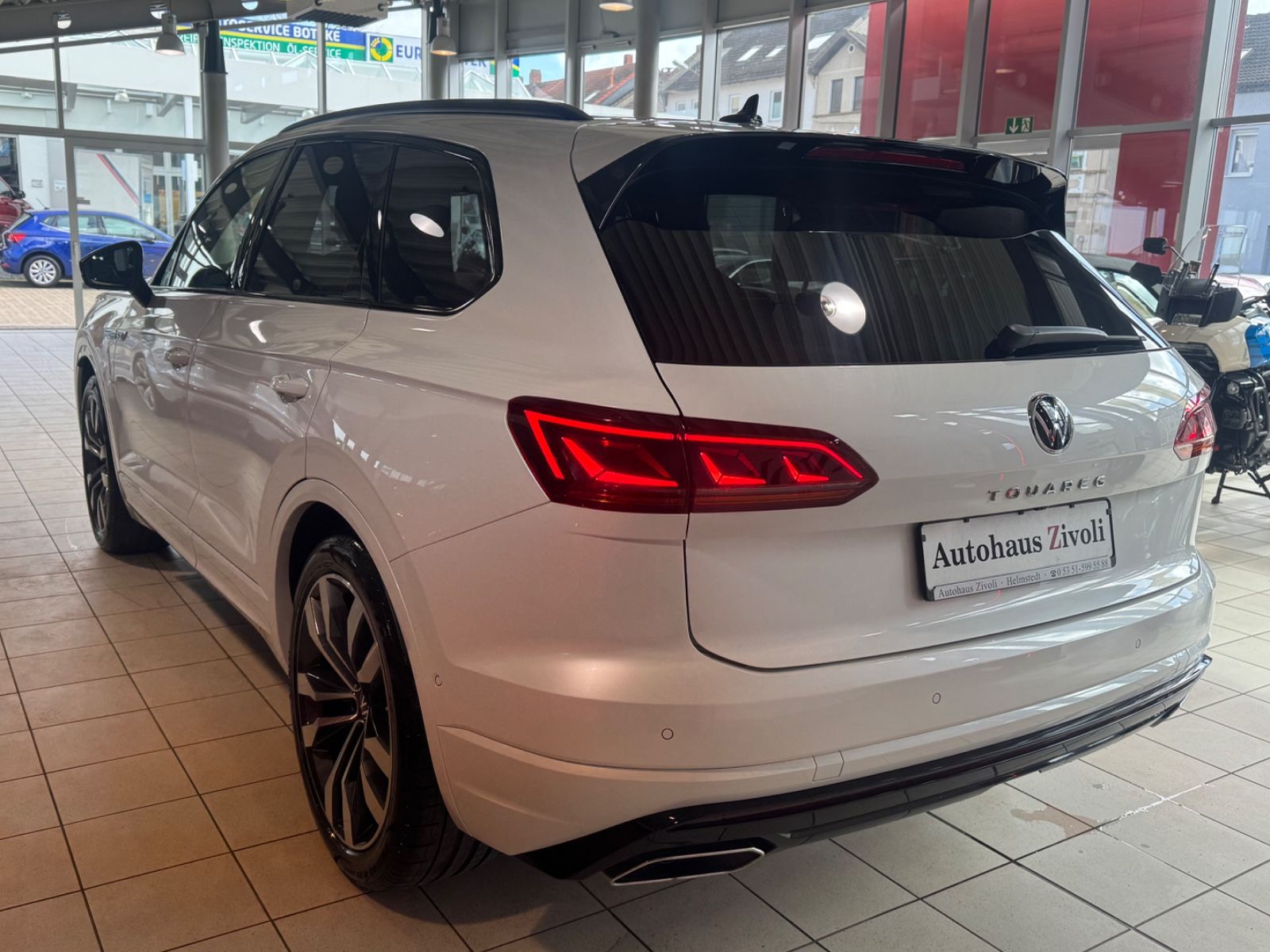 Volkswagen Touareg R-Line Pano IQ LIGHT Exterieur Black Sty