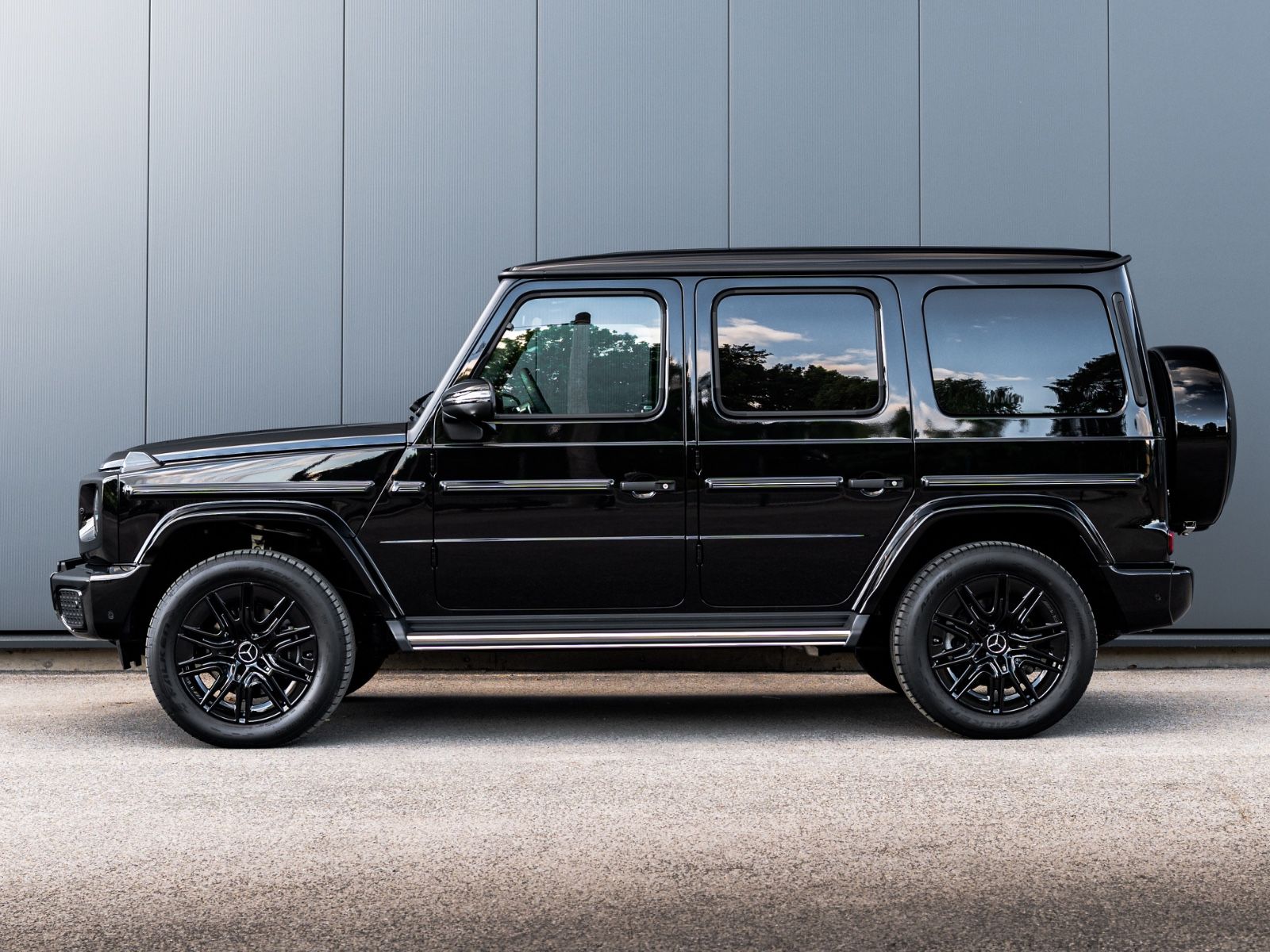 Mercedes-Benz G 450d AMG LINE - Samsaru's Car Outlet