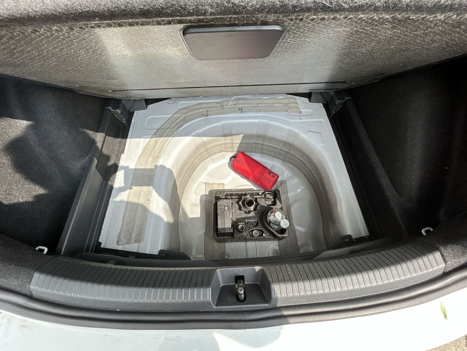 Volkswagen Taigo 1.0 TSI DSG Life - Samsaru's Car Outlet