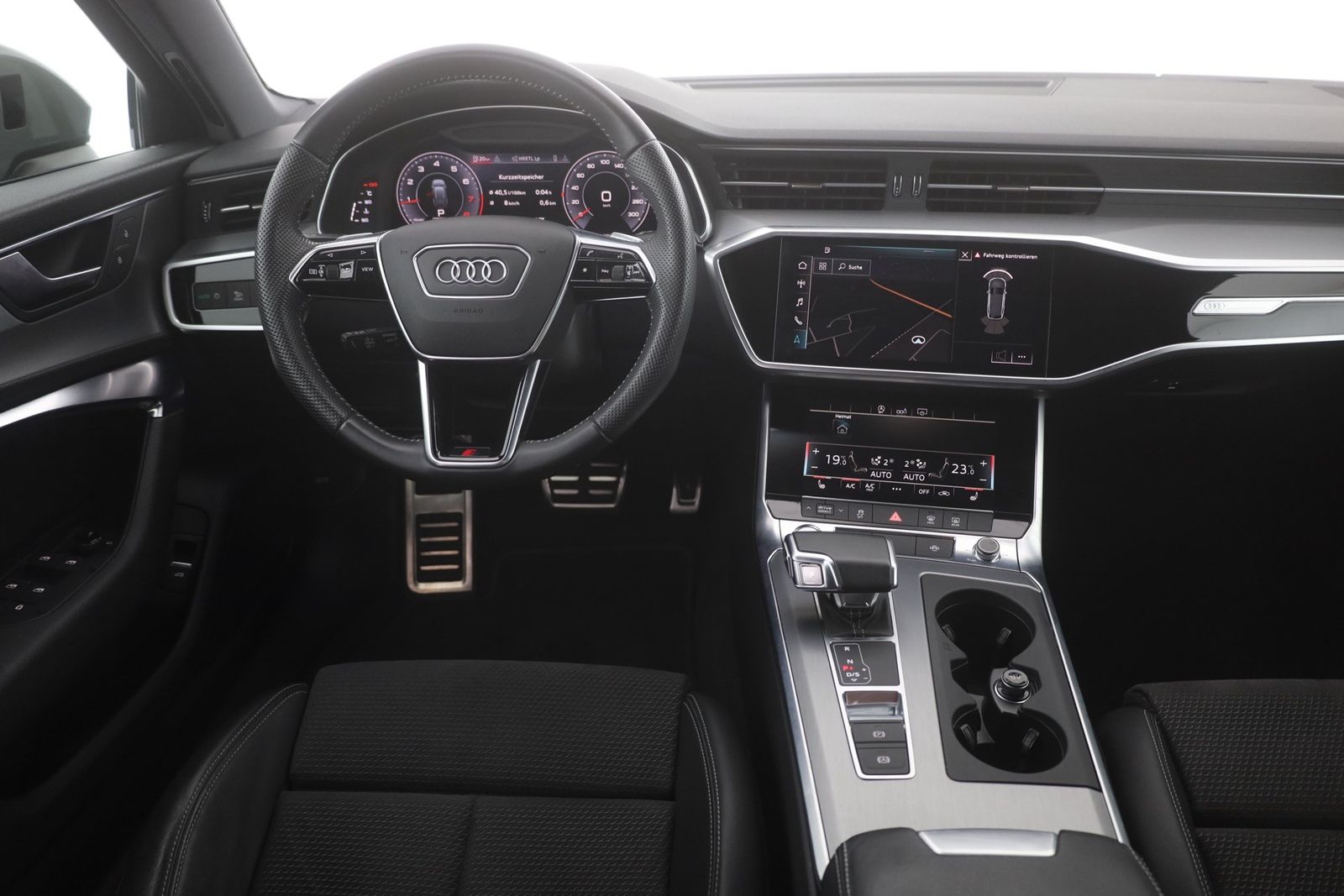 Audi A6 Avant 45 TFSI S-line - Samsaru's Car Outlet