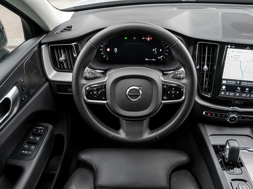 Volvo XC60 B4 Plus Dark LEDER H/K