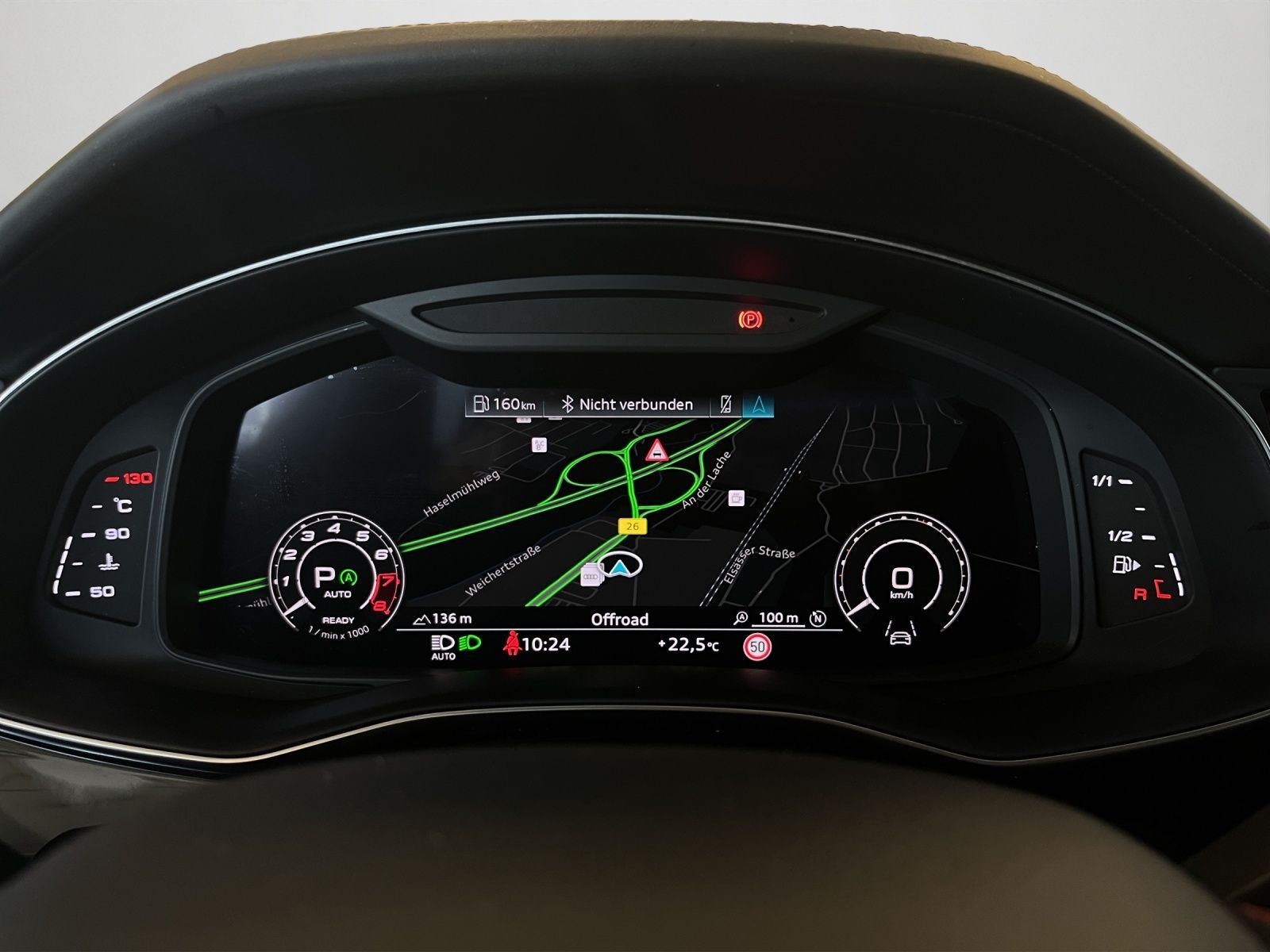 Audi RS Q8 quattro Mtrx.HUD,Keramik,Pano,AHK,Standhz.