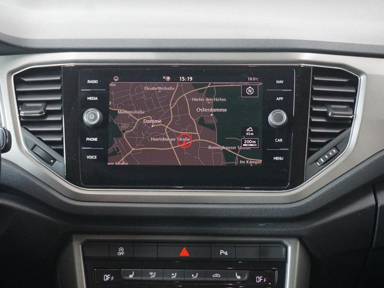 Volkswagen T-Roc Style 1.5 TSI - Samsaru's Car Outlet