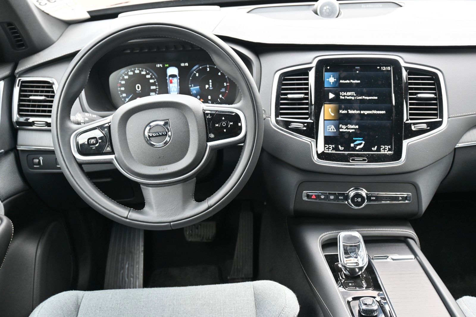 Volvo XC90 B5D AWD Inscription*LUFT*STDHZG*360*AHK*ACC