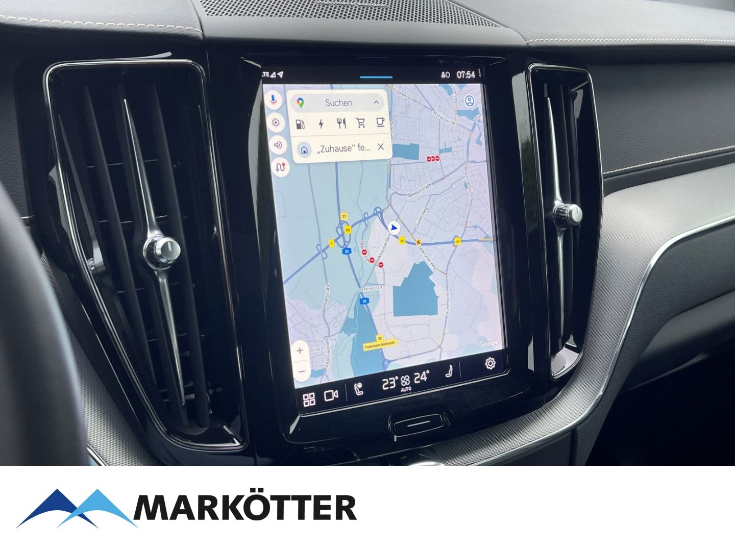 Volvo XC60 T6 AWD Recharge R Design - Samsaru's Car Outlet
