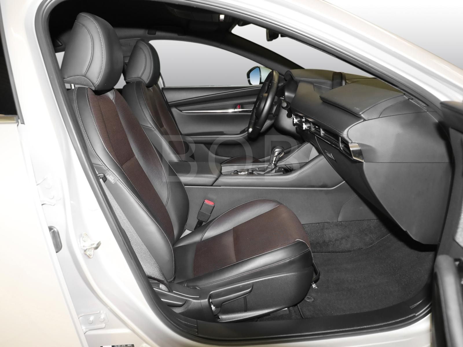 Mazda 3 SKYACTIV-X M-Hybrid NAVI CARPLAY PDC SHZ