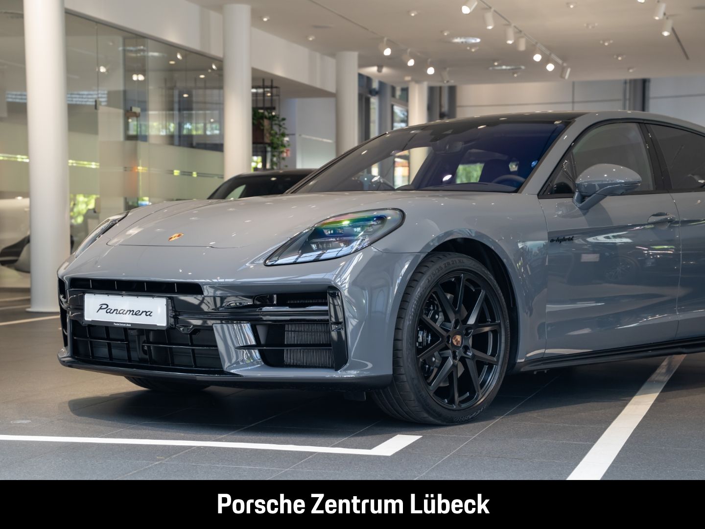 Porsche Panamera 4 E-Hybrid Soft-Close InnoDrive HUD
