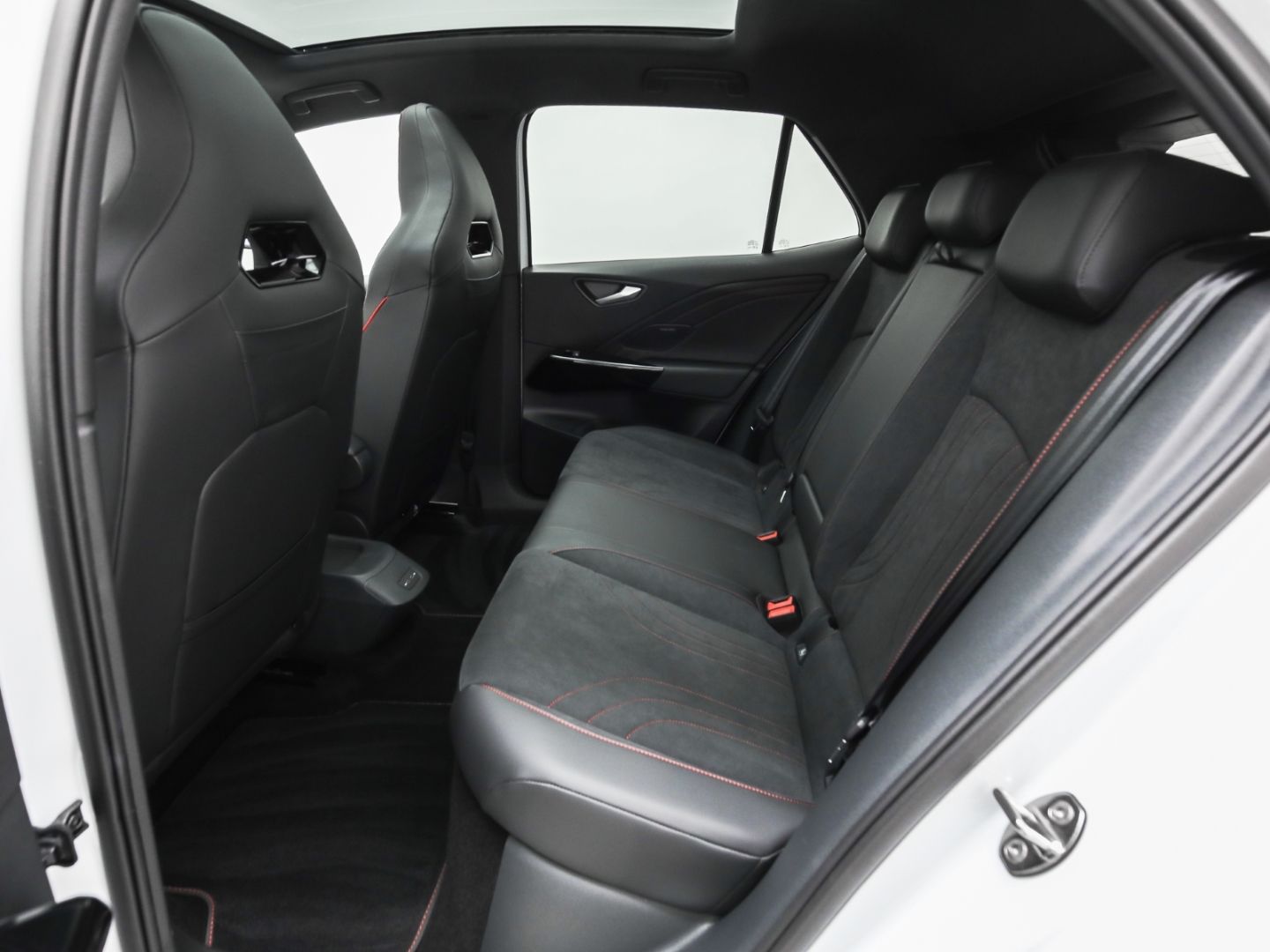 Volkswagen ID.3 240 kW GTX Performance Pano AHK HuD Massage