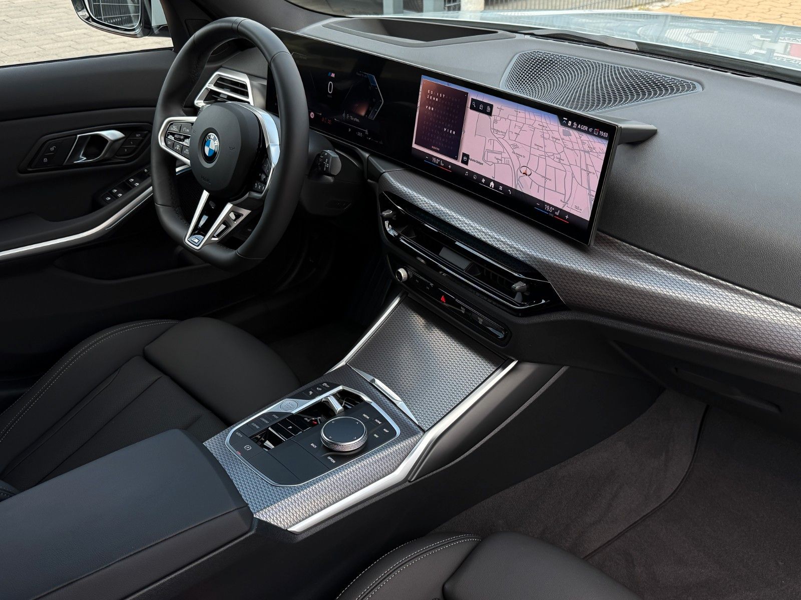 BMW 320d xD M Sport Pro HuD AHK hifi StHzg Memory