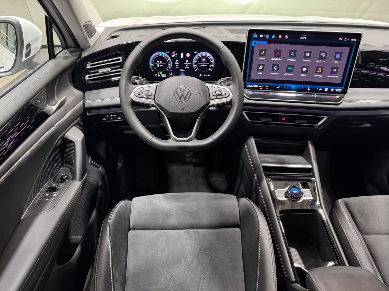 Volkswagen Tiguan 1.5 TSI eHybrid Elegance | AHK MATRIX DCC
