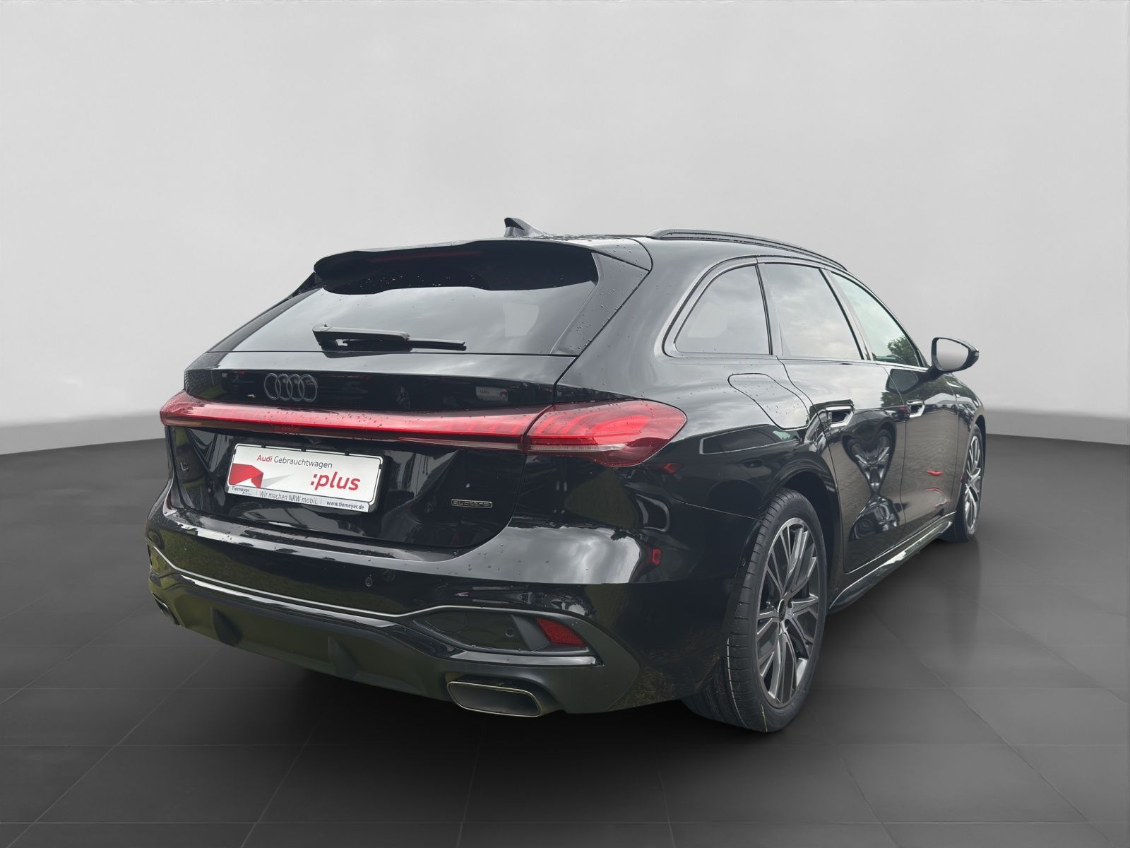 Audi A5 Avant TFSI Q S LINE LM19 PANO AHK BF-DISPLAY