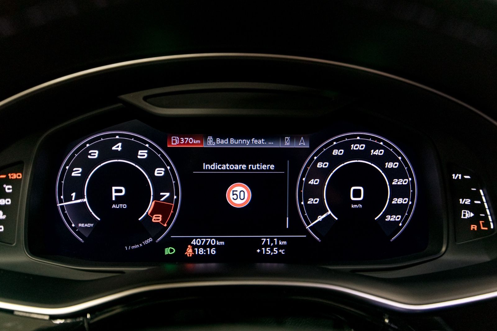 Audi RSQ8 RS Q8 TFSI quattro tiptronic