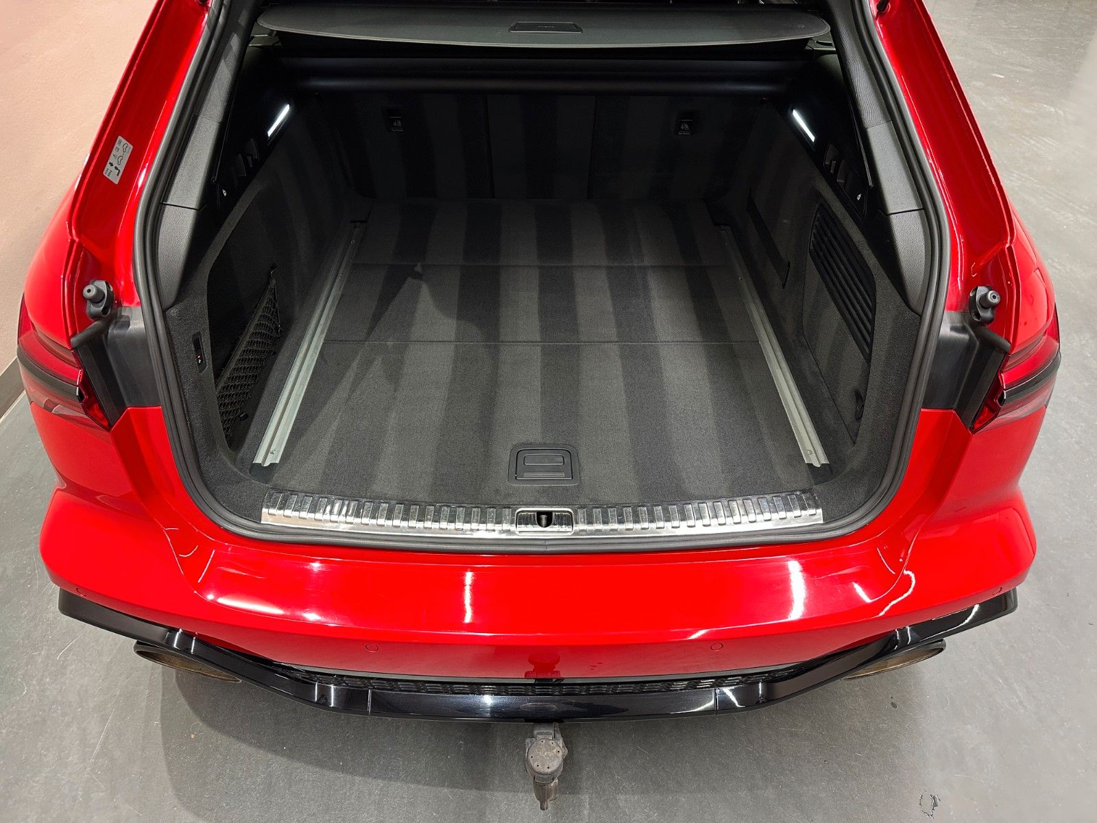 Audi RS6 Avant 4.0 TFSI quattro *1. HAND*B&O*KERAMIK*