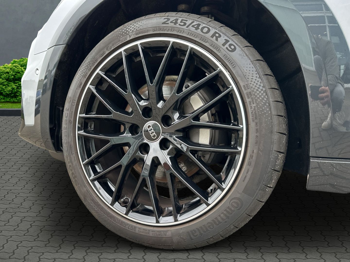 Audi A4 allroad 40 TDIquattro StandHZG AHK-klappbar N