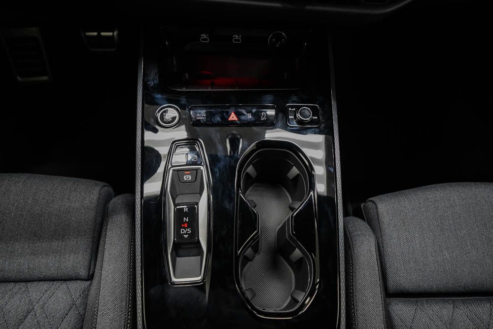 Audi A5 Avant TDI quattro s-tronic S-Line,AHK,B -LAG.