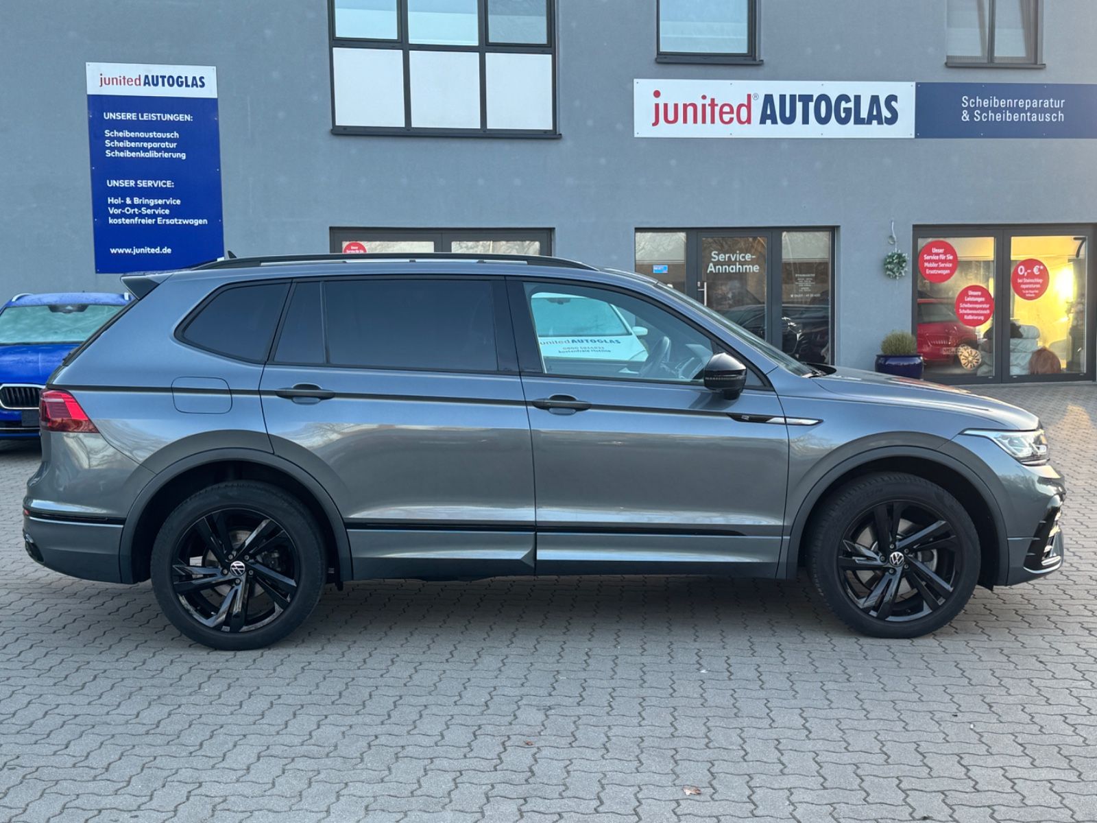 Volkswagen Tiguan Allspace R-Line 4M °B&S°AHK°R-Kamera°