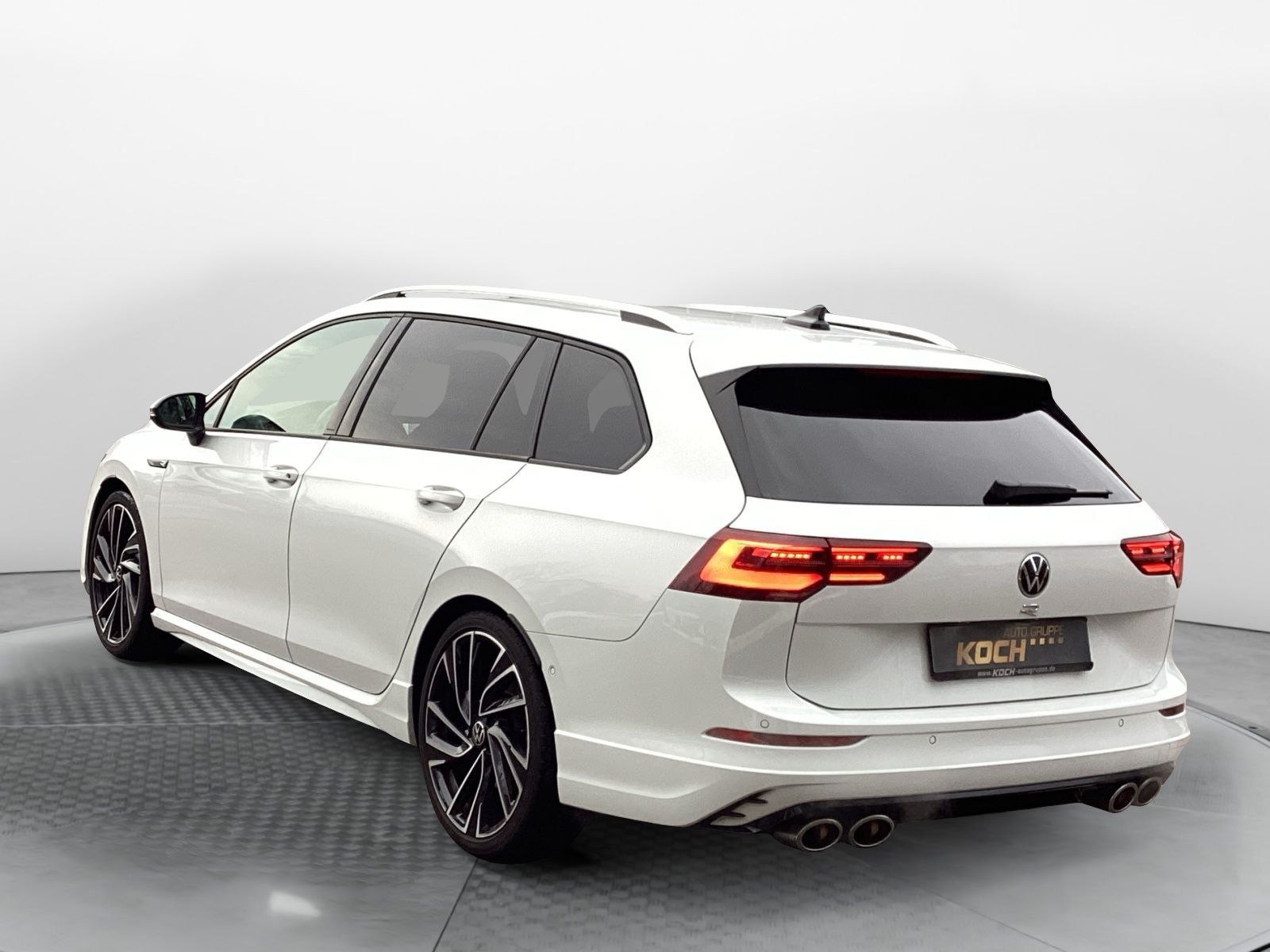 Volkswagen Golf VIII Variant R 4M DSG AHK LED Navi Kamera